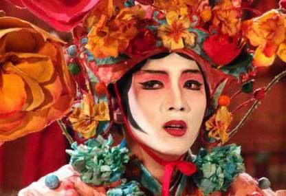 徐枫:李俊基<em>女装</em>妖艳--中国甘肃网