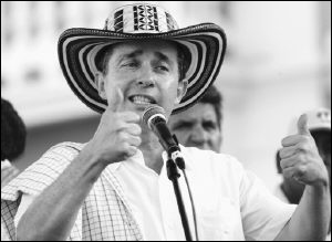 哥伦比亚总统选举结果已出乌里韦成功连任