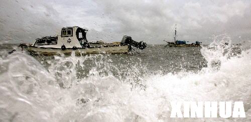 斯坦热带风暴在墨西哥湾沿岸登陆