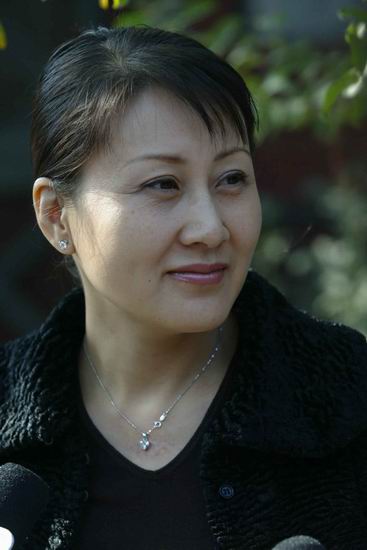 《别说我不在乎》片场又改名为《好人成功》?