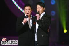 �����Ǻ�̨�쾫�ʷ׳����»�������������