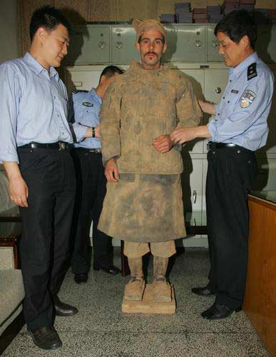 ���������Ա���ٸ һ�¹��������ݡ���ٸ�㡱