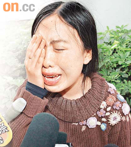 刘德华痴狂女粉丝弃父尸离港被网民轰人渣(图)