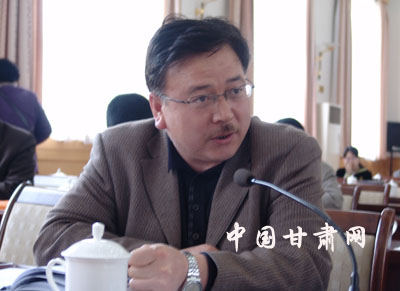 省政府新闻办发布我省人口发展战略研究情况