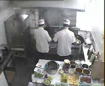 南方都市报:深圳一餐厅竟请网站现场直播厨房