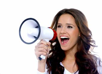 跟央视名嘴学口才:四点技巧增强说话魅力