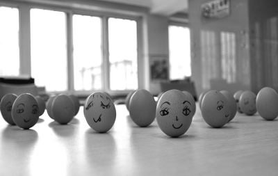 酒泉路街道中街子社区组织了一场别开生面的