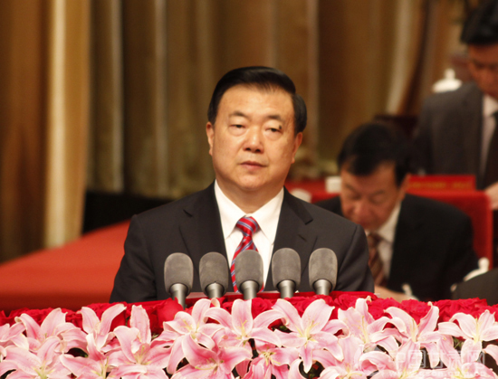 王三运:让全省人民生活得更加富裕幸福更有体