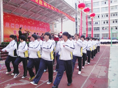 职校变中专前景更广阔 兰州旅游职校迎来发展