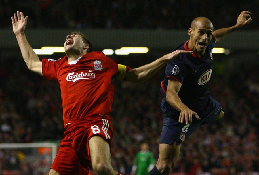 英超现役十大假摔王:杰拉德在列 苏亚雷斯 惯犯