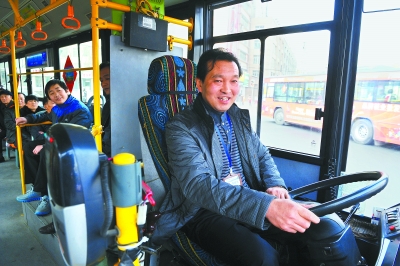 兰州司机招聘_招聘危货油罐车驾驶员 兰州危险品驾驶员招聘(2)