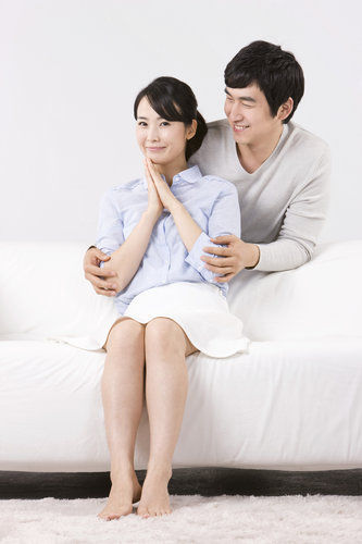 梦境中的微妙情感，解析梦见别人老婆和她小孩的深层含义