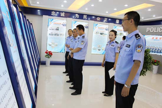 庆阳西峰公安分局多措并举强化队伍管理