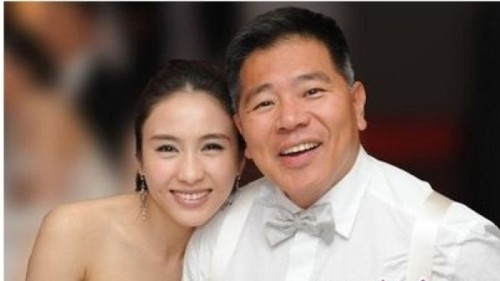 解密美女明星的巨丑老公尴尬镜头和儿女挨个数__中国甘肃网