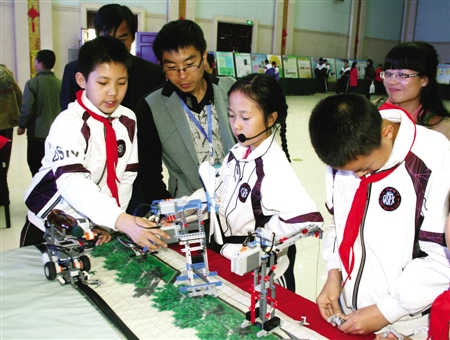 第三届庆阳市青少年科技创新大赛优秀作品展示