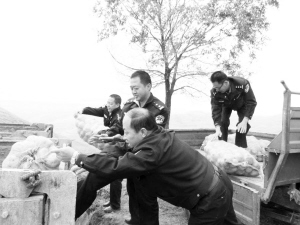 收入证明_兰州警察收入(2)