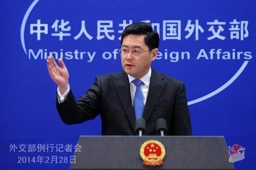 外交部发言人全部成员介绍 10376815_811961.jpg