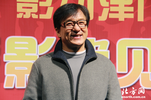 传成龙秘密进医院 回应:60大寿前全面检查身体