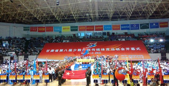 甘肃民族人口_甘肃民族师范学院(2)