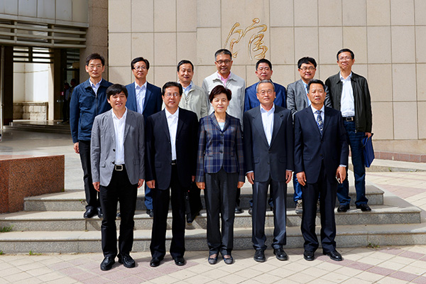省委宣布张俊宗同志任甘肃农业大学党委书记