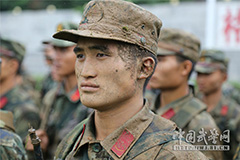 武警贵州总队训练基地特战队员训练掠影