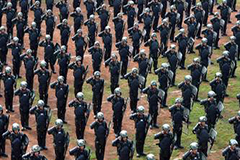 驻滇武警誓师力保平安“南博会”