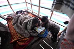 【百态】长在贫困山区的孩子