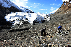 甘肃境内祁连山冰川面积近10年减少36平方公里
