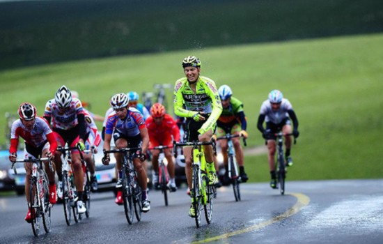 冬奥热点升温 盘点各地发展体育产业新政