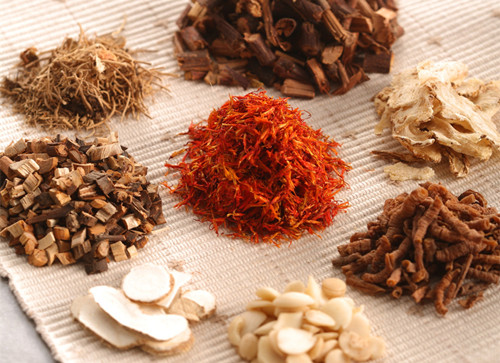 中药泡脚的药方有哪些 中药泡脚的好处__中国甘肃网