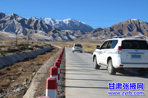 致富大路连村社 ——张掖市着力推进农村公路建设纪略(上)
