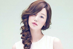 韩女星南圭丽拍杂志写真 少女清纯美貌吸睛