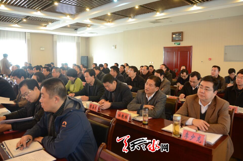 甘肃省考核组考核天水贫困县区党政领导班子工