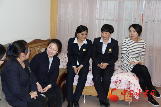 邮储战线的铿锵玫瑰---记甘肃省三八红旗手邮