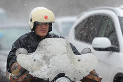 吉林长春四月飘雪 