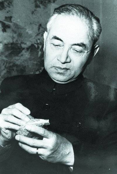 李四光:地质力学理论让中国甩掉贫油的帽子