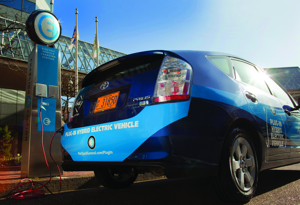 日本电动汽车充电站达4万座 已超过加油站