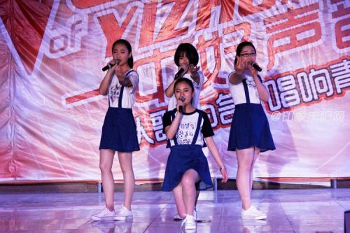 庆阳一中好声音'巅峰之夜'总决赛开赛