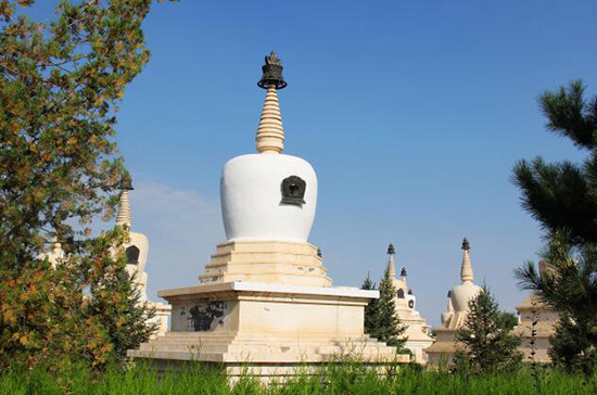 甘肃著名佛教文化寺院：之武威白塔寺