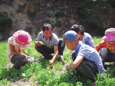 天水武山县山丹镇漆窑村教学点代课教师漆应全