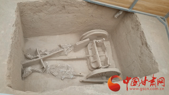 ��ʮ����֮·�Ļ�������� | �����ף�ͣ����ë��ƺ��ַ�е��س��?ͼ��