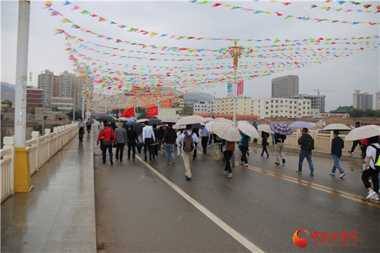 重走长征路 看会师圣地新变化