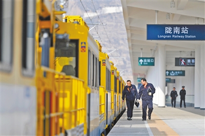 兰渝铁路岷县至广元段12月26日开通运营