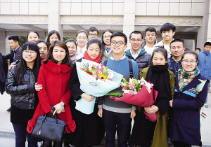 捐献造血干细胞  甘肃21岁大学生赖鑫飞赴广州救人（图）