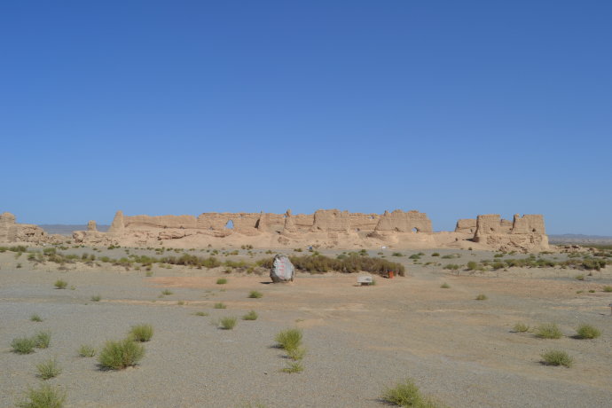 孤城遥望玉门关