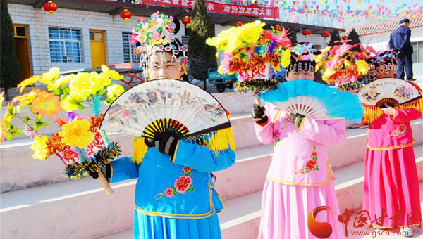 甘肃临夏永靖县：乡村社火正在“彩排”（组图）