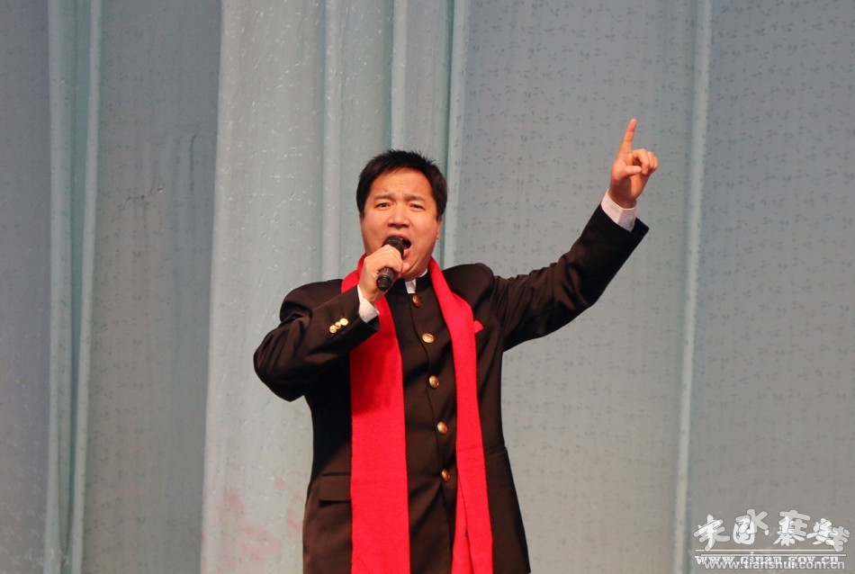 天水秦安县2017年春节秦腔演唱会开演(图)_影