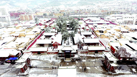 春雪润龙城 天水市迎来去冬今春最大降雪