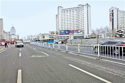 【兰州轨道交通】1号线兰大站东向西路面恢复交通（图）