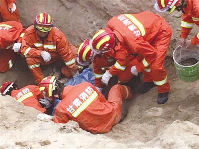 兰州一工人坑道内施工 遇土方坍塌被埋压 抢救无效死亡